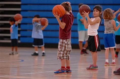 15 Basketball Ball Handling Drills Perfect for Daily Warm-up