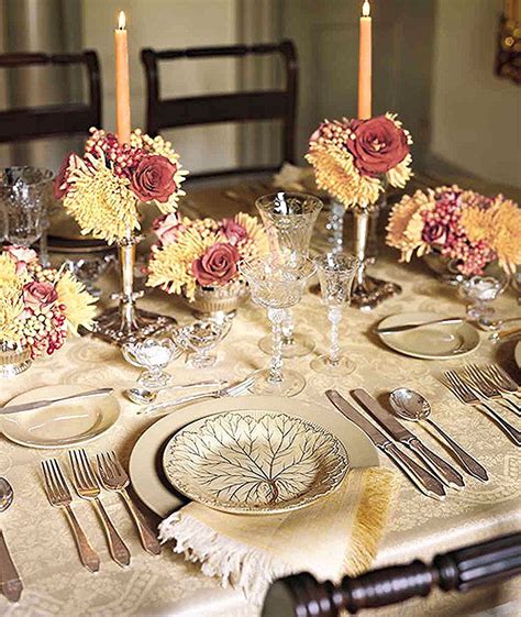 10 Dining Room Table Centerpieces To Impress Your Dinner Guests