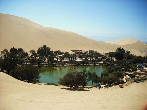 Vaizdas:Oasis Huacachina.JPG – Vikipedija