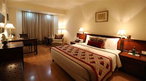 Hotel Booking - Book 5 Star Hotel Room in Delhi, Near Airport | Jaypee