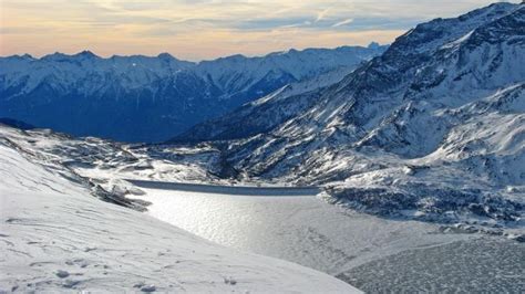 Unchanged For Thousands Of Years, Italian Alps Glacier Now Melting | Weather Underground