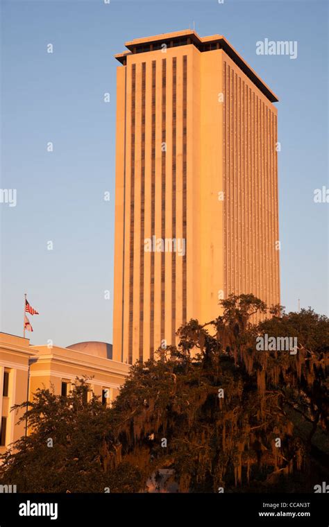 Tallahassee capitol building hi-res stock photography and images - Alamy