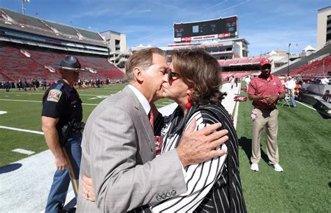 Nick Saban Gives Relationship Advice to Media Member