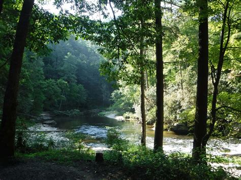 Swim in Serene Water at These Lake Jocassee Camping Sites