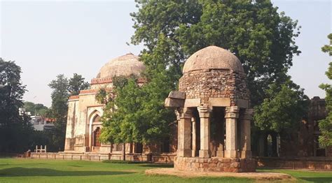 Hauz Khas Fort Delhi, History, Timings, Entry Fees & Complex