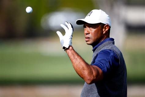 Tiger Woods talks about why he's making a ball switch for the Genesis ...