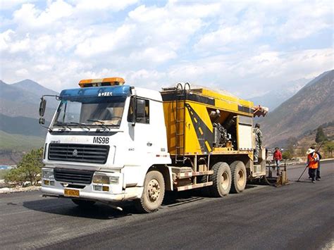 Asphalt paving equipment manufacturers | Manufacturing, Trucks, Vehicles