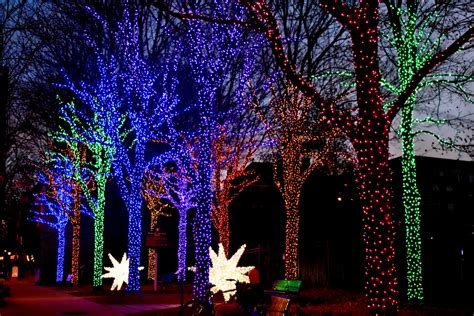 12 Festive Places To Celebrate Christmas In Georgia, USA - Southern Trippers