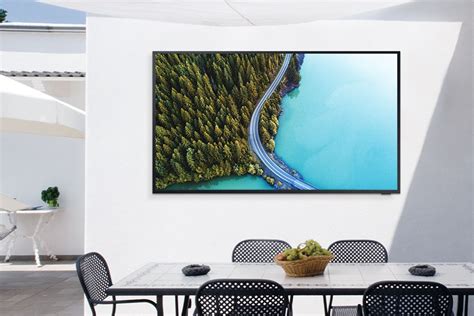 Samsung announces 85-inch version of its outdoor TV — with a giant ...