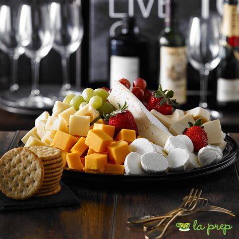 Cheese and Grapes Platter - Serves 8 People