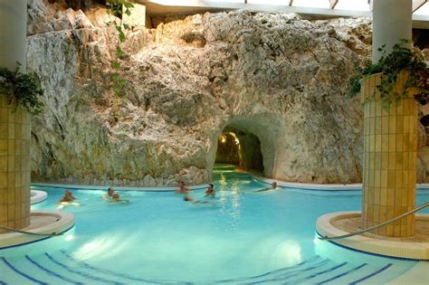 5 facts about the unique cave bath of Miskolctapolca (Hungary)