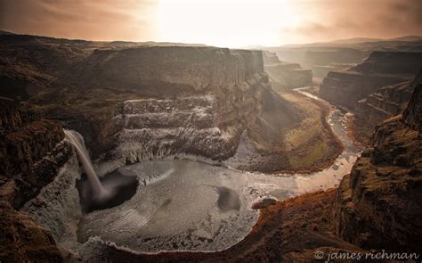 Frozen Palouse Falls through the lens of photographer James Richman. | Palouse, State parks ...