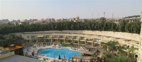 Foto e recensioni della piscina dell'Renaissance Cairo Mirage City Hotel - Tripadvisor