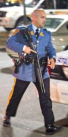 New Jersey State Police Department officer with a shotgun. : r/uniformporn