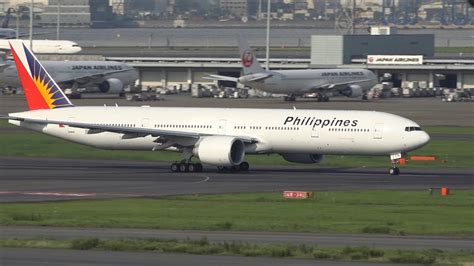 Philippine Airlines Boeing 777-300ER RP-C7778 Pushback ... | Doovi