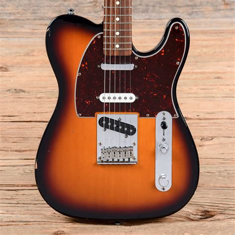 Fender Deluxe Nashville Telecaster w/Fishman Powerbridge Sunburst 2000 ...