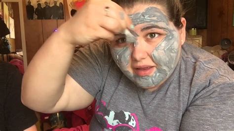 Trying a carbonated face mask! - YouTube