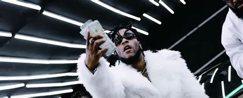 New VIDEO: Burna Boy – Ye