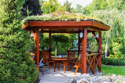 How to Design a Pergola for a Semi Circle Patio - Articles - MerchantCircle