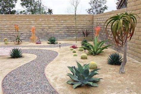 desert landscape ideas | Desert landscaping ideas / Rock Pathway in Xeroscape Garden landscape ...