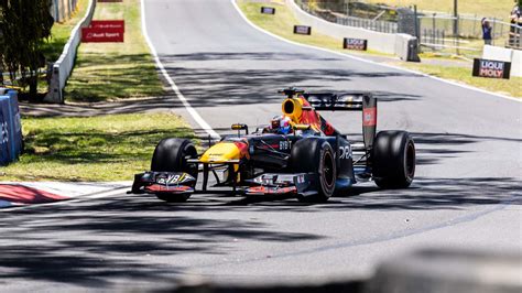 Liam Lawson takes in ‘really crazy’ Bathurst Formula 1 car run with Red ...