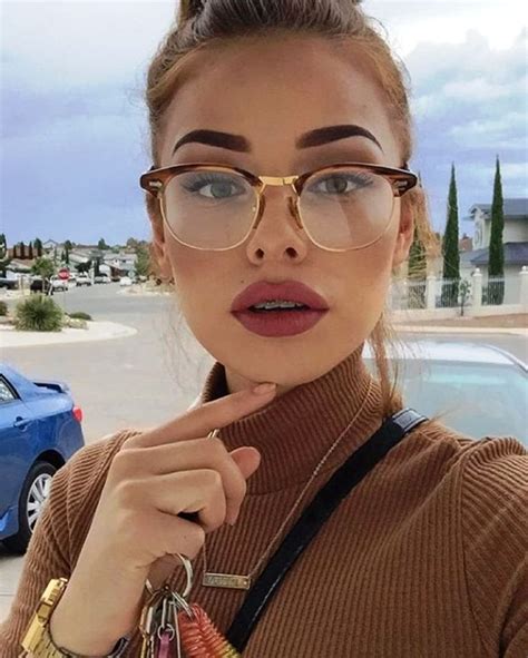 20 Cute Girls Wearing Glasses Ideas To Try - Instaloverz