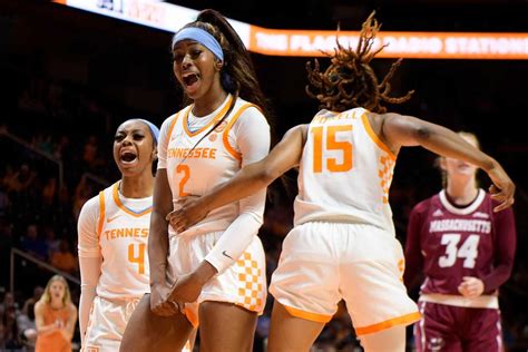 Tennessee Lady Vols win 68-65 at Missouri: Two takeaways