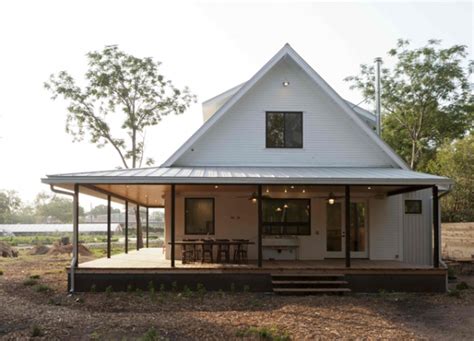 Tin Roof Farmhouse: Project Inspiration...this is the dream