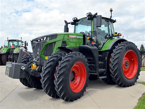 AGCO's Fendt Readies New Tractor Series for Corn Belt Launch