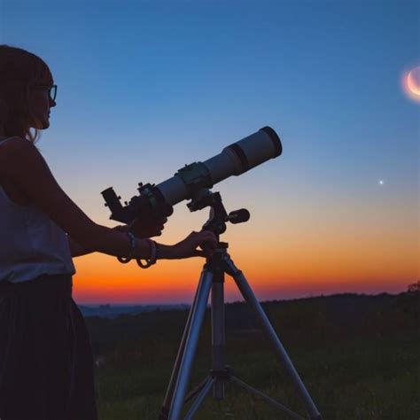 How To See The Moon: Best Telescope Viewing Tips - Moon Crater Tycho