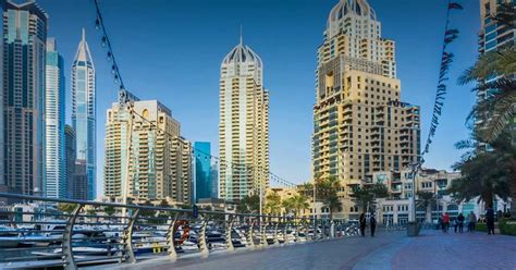 Dubai Marina Walk | Retail Therapy & Gastronomic Delights