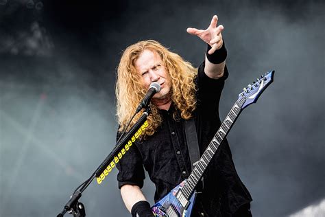 How Dave Mustaine's oncologist received a co-writing credit on the new Megadeth album - LIVE ...