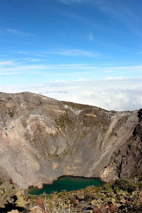 Irazu Volcano Crater by aunjuli on DeviantArt