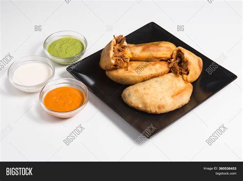 Empanadas De Carne Image & Photo (Free Trial) | Bigstock