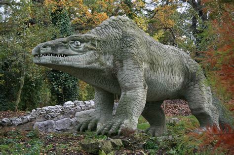 The Strange Victorian Dinosaurs of Crystal Palace Park | Amusing Planet