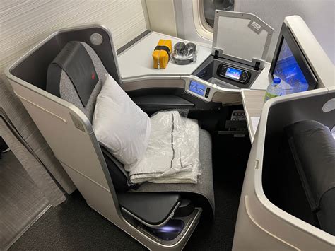 Impressions Of Air Canada 777 Business Class - One Mile at a Time