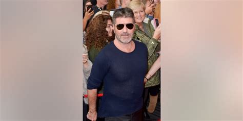 Simon Cowell shows off dramatic weight loss after losing 20 lbs | Fox News