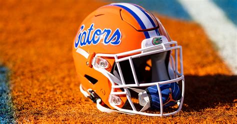 Florida to debut helmet stickers as part of alternate uniforms