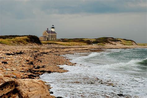 Block Island North Lighthouse by Nancy De Flon | Rhode island vacation, Block island, Lighthouse