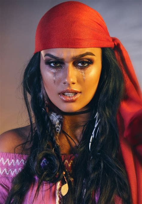 pirate pic | Pirate makeup, Halloween makeup pirate, Cool halloween makeup