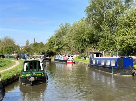 Oxford Canal © Andrew Abbott :: Geograph Britain and Ireland