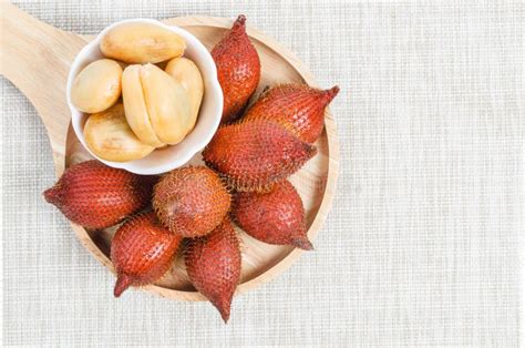 Salak Palm , Waive or Snake Fruit in Wooden Dish. Stock Photo - Image ...