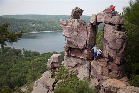 Devil's Lake Hiking Trails - Descriptions, Photos & Maps for All 16 Trails