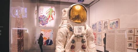 5 Subjects to Study If You Want to Become an Astronaut