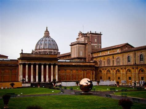 Musei Vaticani: Tour Guidato Della Citta' Del Vaticano | Optatravel.com