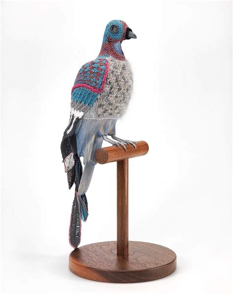 Biodiversity Reclamation Suits: Extinct Bird Costumes for Urban Pigeons ...