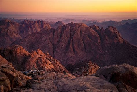 Exodus 19: Arriving at Sinai to Encounter God | Sign of the Rose