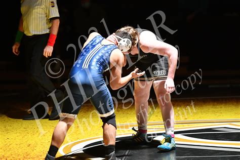 Wyomissing vs Berks Catholic High School Wrestling 21 - 22 - PhilMarphoto