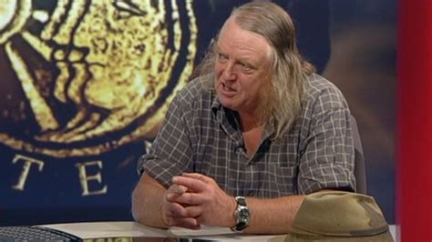 Time Team's Phil Harding in tribute to Mick Aston - BBC News