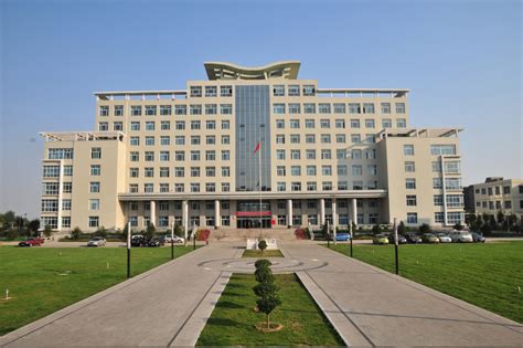 Shanxi Medical University: Gallery: MBBs in China